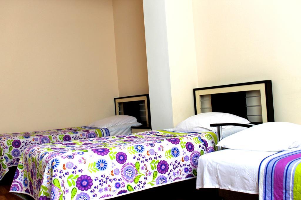 Max Comfort Hotel คูทายสิ ห้อง รูปภาพ