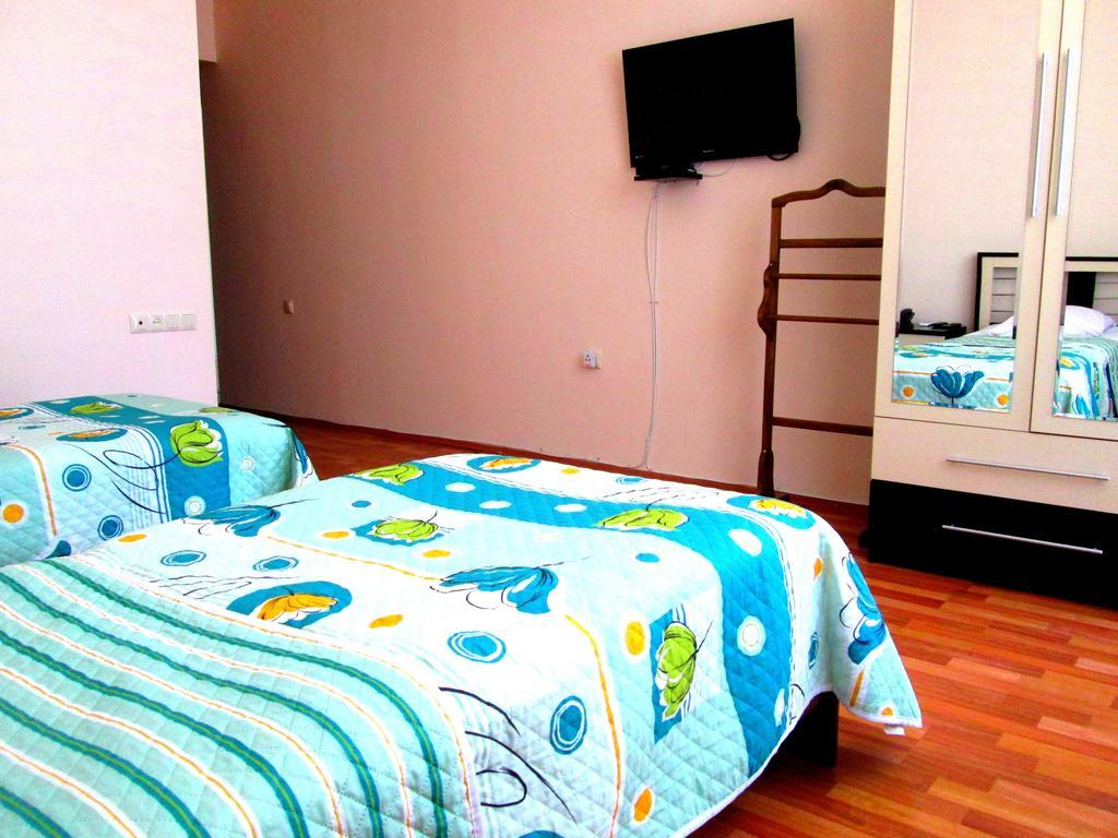 Max Comfort Hotel คูทายสิ ห้อง รูปภาพ